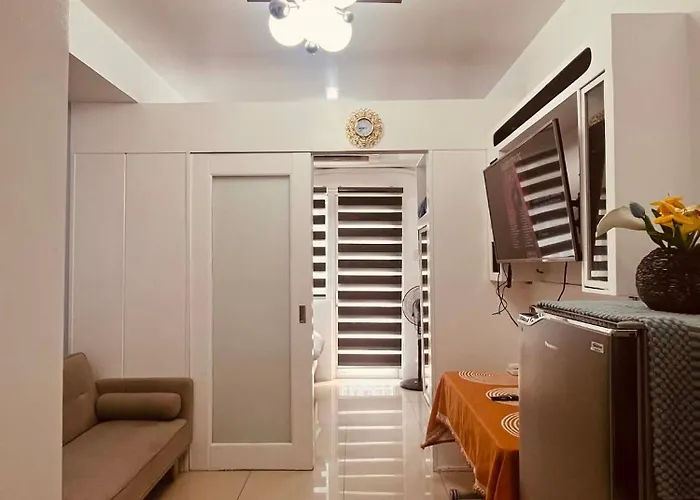 Shell Residences By Em Paradise Staycation Hotel 5*