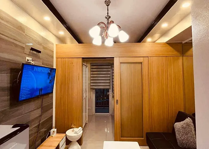 Shell Residences By Em Paradise Staycation Hotel